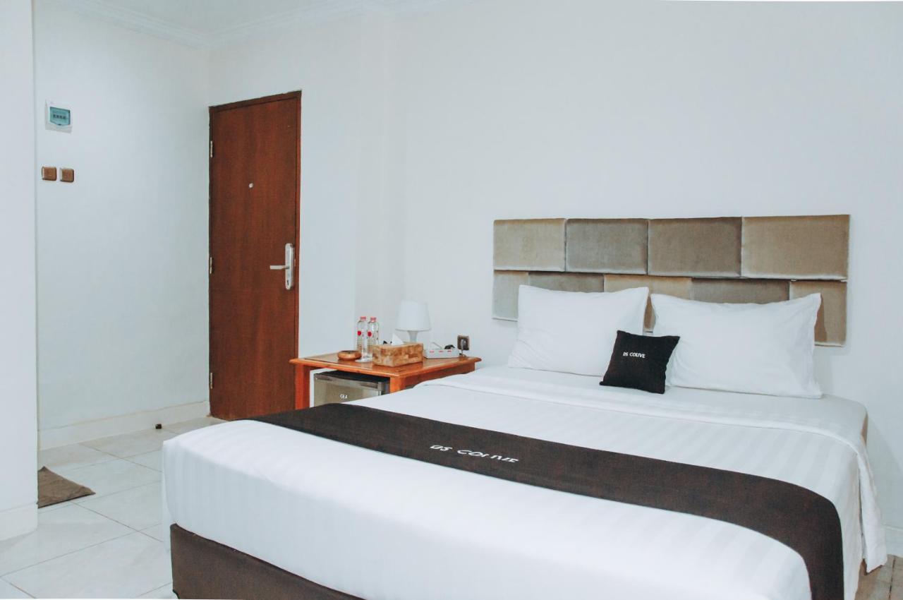 Hotel Ds Colive Marina Airport à Semarang Extérieur photo