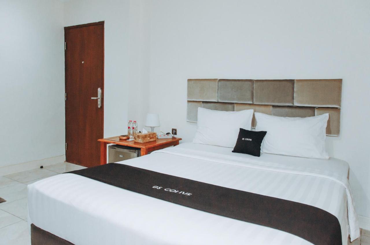 Hotel Ds Colive Marina Airport à Semarang Extérieur photo